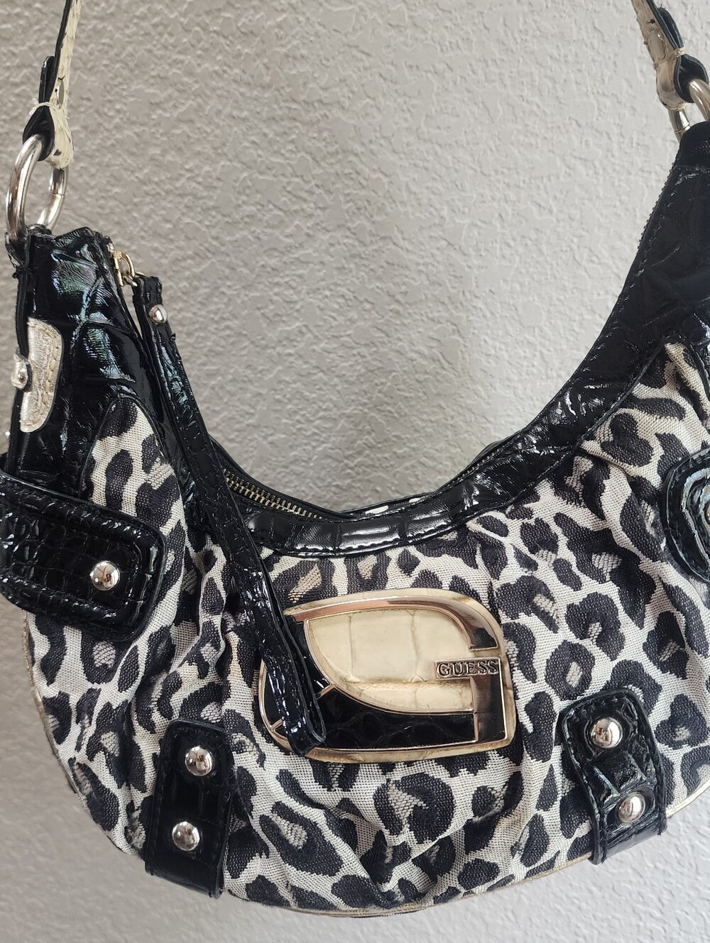 GUESS Vintage Y2K Women’s Leopard Print Mcbling Baguette Shoulder‎ Bag Hobo